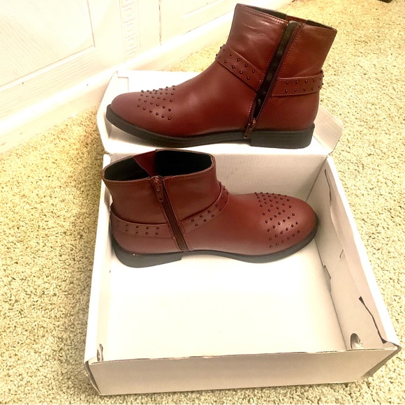 Nib Dream Pairs kids boots - Picture 1 of 5